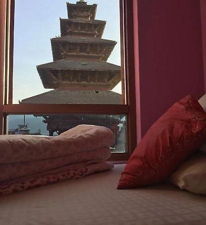 Annapurna Guest House And Rooftop Restaurant Бхактапур Экстерьер фото