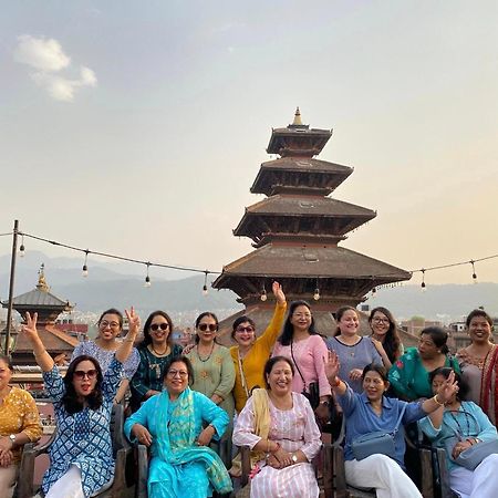 Annapurna Guest House And Rooftop Restaurant Бхактапур Экстерьер фото
