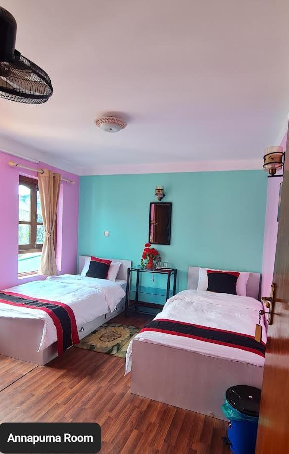 Annapurna Guest House And Rooftop Restaurant Бхактапур Экстерьер фото