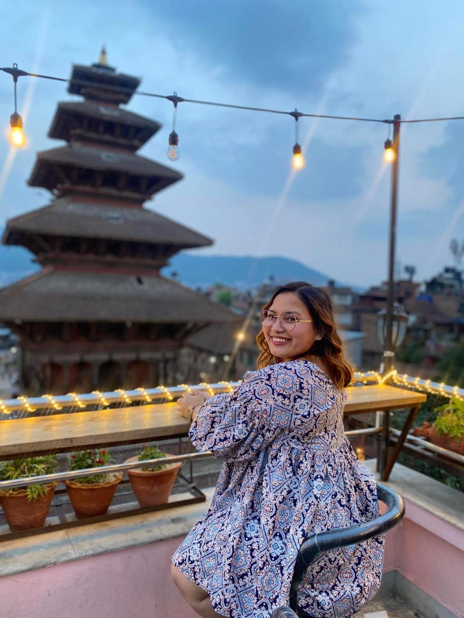 Annapurna Guest House And Rooftop Restaurant Бхактапур Экстерьер фото